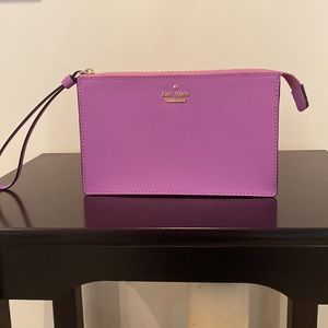 LAVENDER KATE SPADE WRISTLET